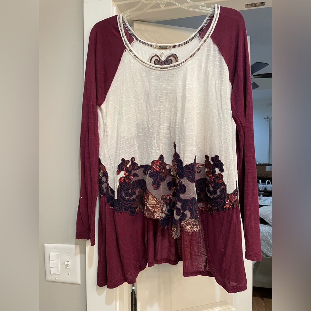 Unique boutique shirt long sleeve floral pattern